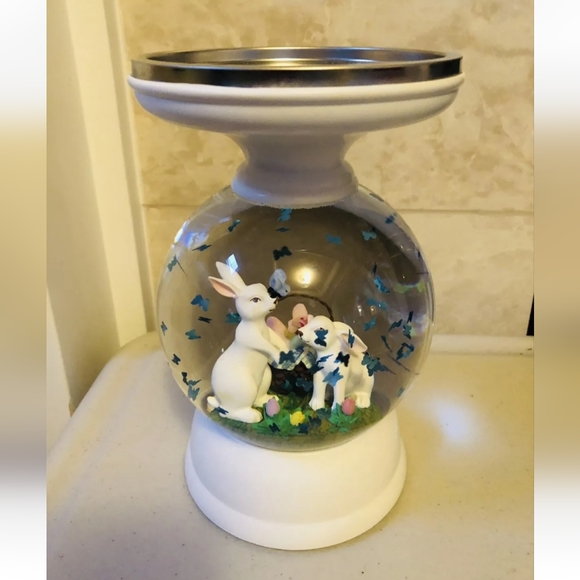 Bath & Body Works Easter Water Globe Light Up Candle Holder 2021 NEW - Picture 5 of 5